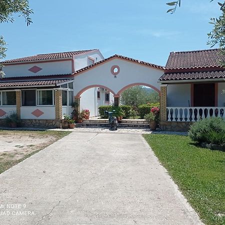 Villa Yannis 로다 외부 사진